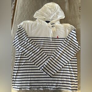 Long sleeve hooded shirt
